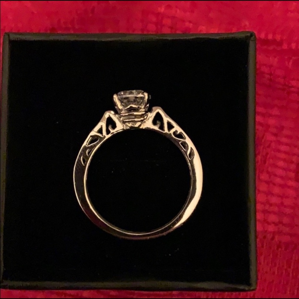 🌹HD Diamond like ring - Picture 6 of 7